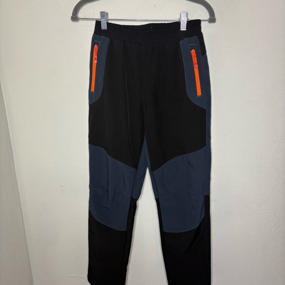 Boys Black and Gray Winter Pants with Orange Accents Size Large (14/16)
